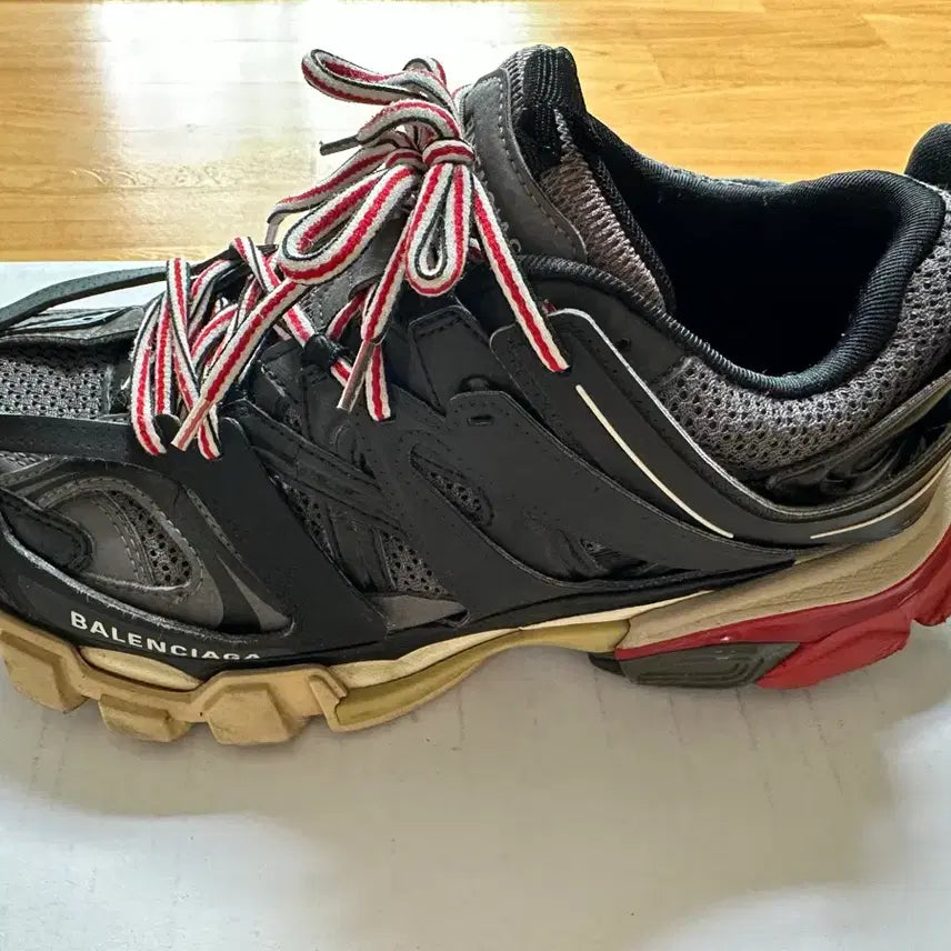 [BUNJANG] Balenciaga Track Sneakers Bread 42 / 발렌시아가 트랙 스니커즈 브레드 색상 42사이즈