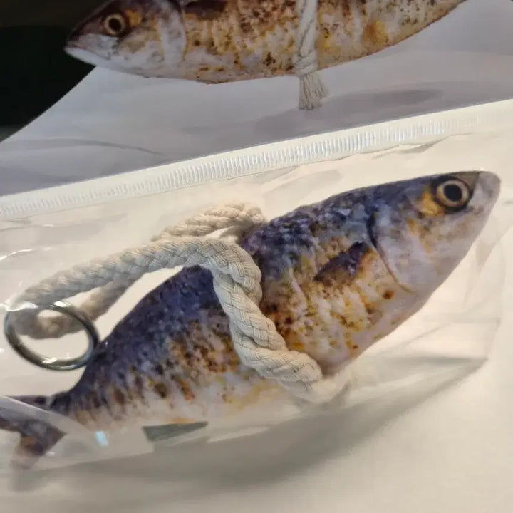 [BUNJANG] Bibigo Grilled Mackerel Defense Charm Doll Keychain Limited Edition / 비비고 고등어구이 액막이 인형 키링 이벤트 굿즈