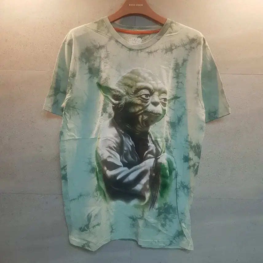 [BUNJANG] Star Wars Yoda Tie-Dye T-Shirt / 스타워즈 굿즈 정품. 요다. 타이 다이 반팔티.