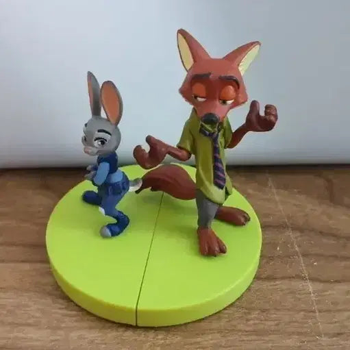 [BUNJANG] Disney Zootopia Nick &amp; Judy Gacha Figure Set / 디즈니 주토피아 닉 주디 가챠 피규어 세트