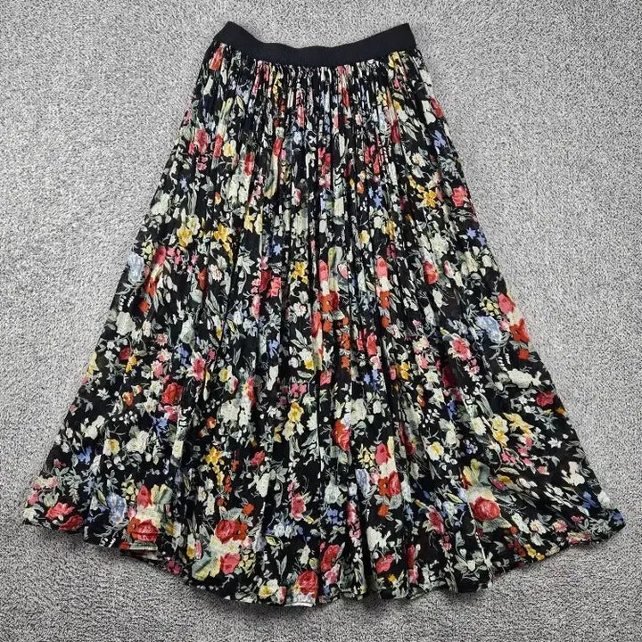 [BUNJANG] Vintage Black Floral Pattern Long Skirt OS / 빈티지 롱 스커트 ( OS ) / 12147