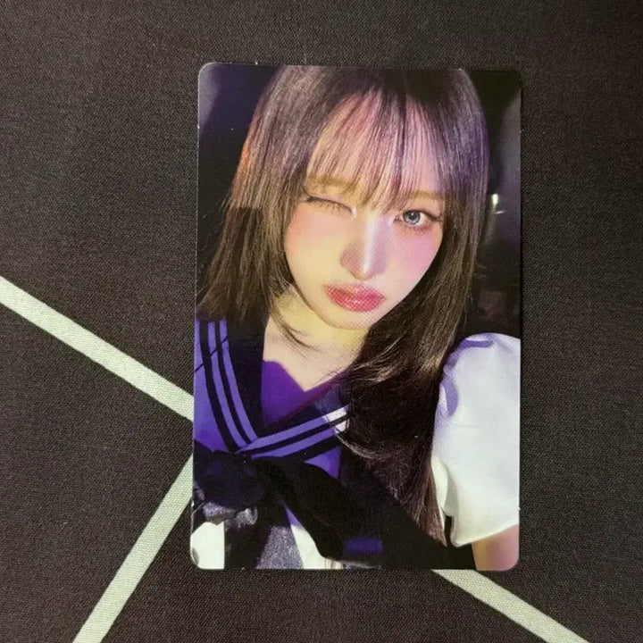 [BUNJANG] IVE Liz REVIVE+ WithMUV Lucky Draw Photocard Marine Look / 아이브 REVIVE+ 리바이브 위드뮤 럭드 리즈 포카 마린룩 팬콘