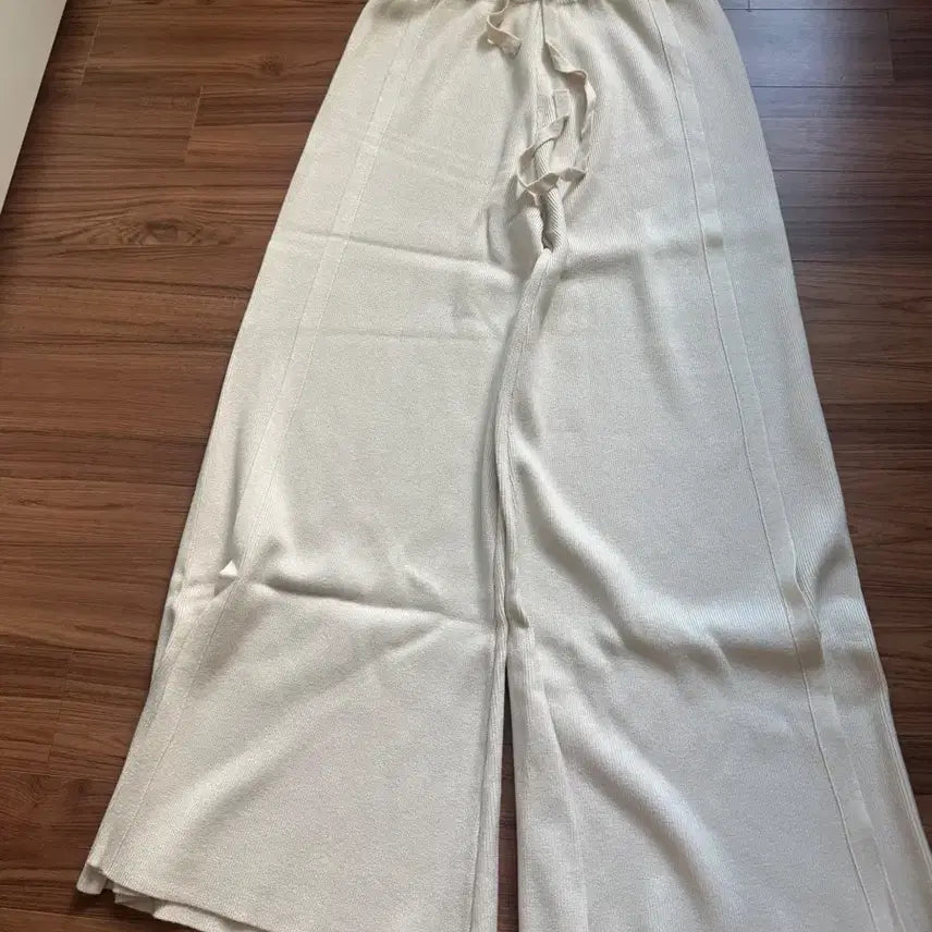[BUNJANG] Ggpx Ivory Knit Wide Pants / 새상품) ggpx 아이보리 니트 와이드 팬츠