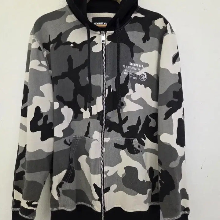 [BUNJANG] Diesel Camouflage Hooded Zip-Up Jacket / 디젤 카모플라쥬 후드집업