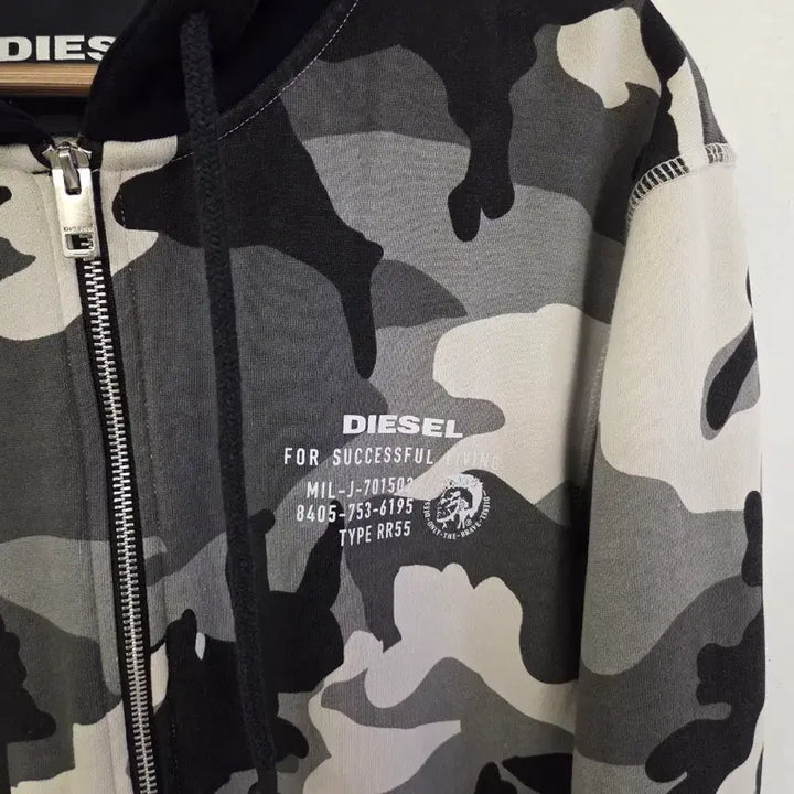 [BUNJANG] Diesel Camouflage Hooded Zip-Up Jacket / 디젤 카모플라쥬 후드집업