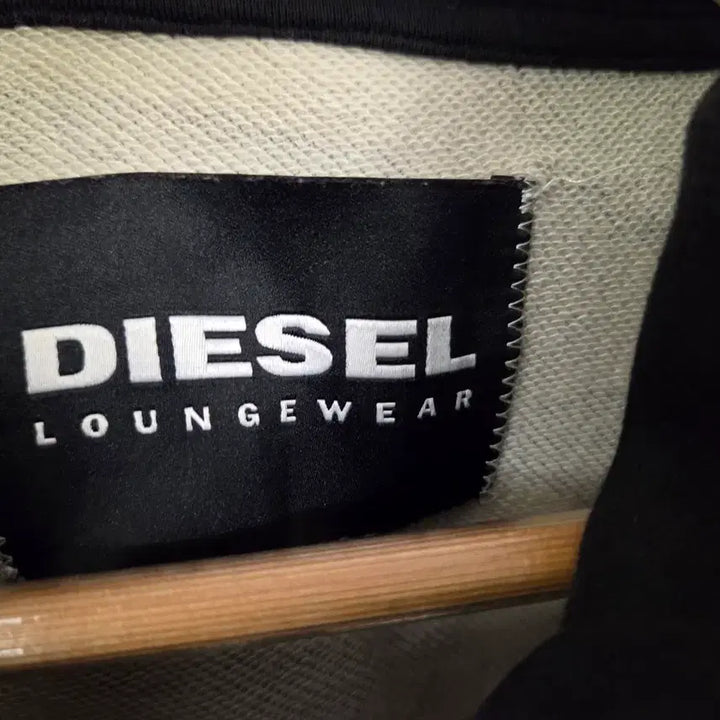 [BUNJANG] Diesel Camouflage Hooded Zip-Up Jacket / 디젤 카모플라쥬 후드집업