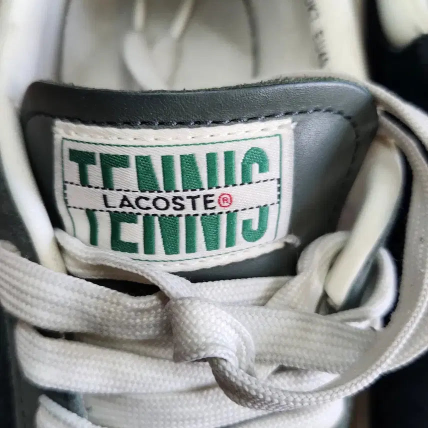 [BUNJANG] Lacoste Vintage Suede Sneakers UK7 (260mm) / 빈티지 무드 라코스테 스웨이드 스니커즈 UK7(260)