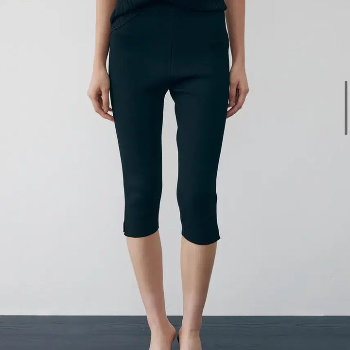 [BUNJANG] R2W Ardel Capri Knit Leggings Size 1 / R2W Ardel 카프리 니트 레깅스 1사이즈 (새상품)