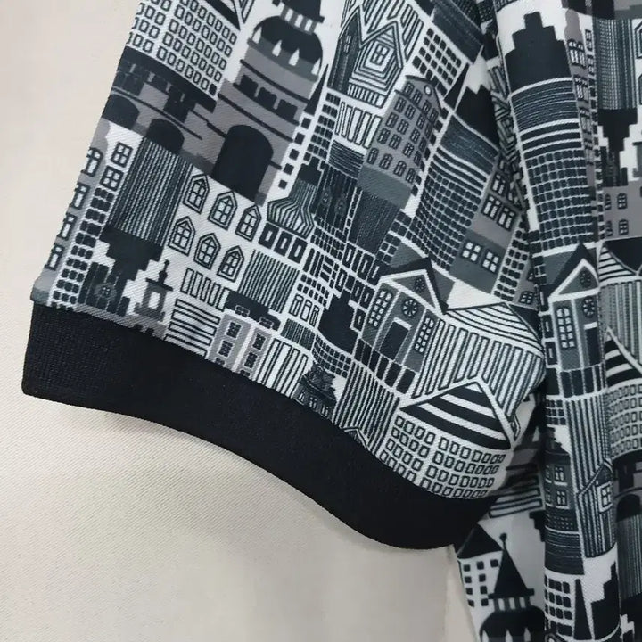 [BUNJANG] W.ANGLE Building Print Short Sleeve Polo T-shirt / W.ANGLE 건물 프린트 반팔 폴로티