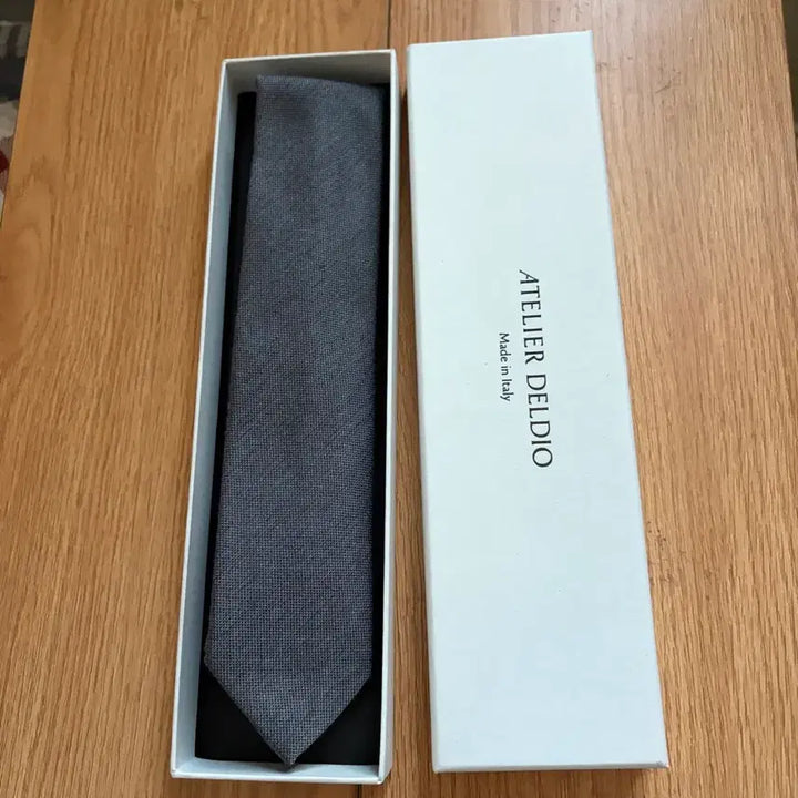 [BUNJANG] Atelier Del Dio Italian Regimental Double Tie (Silver) / 아틀리에 델디오 이탈리안 레지멘탈 더블 타이 (SILVER)