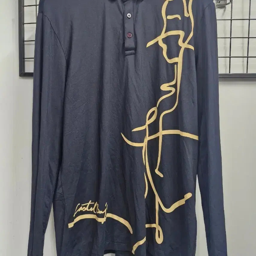 [BUNJANG] Castelbajac Golf Functional Long Sleeve Polo Shirt / 100L 까스텔바작 골프 기능성 카라 긴팔티.