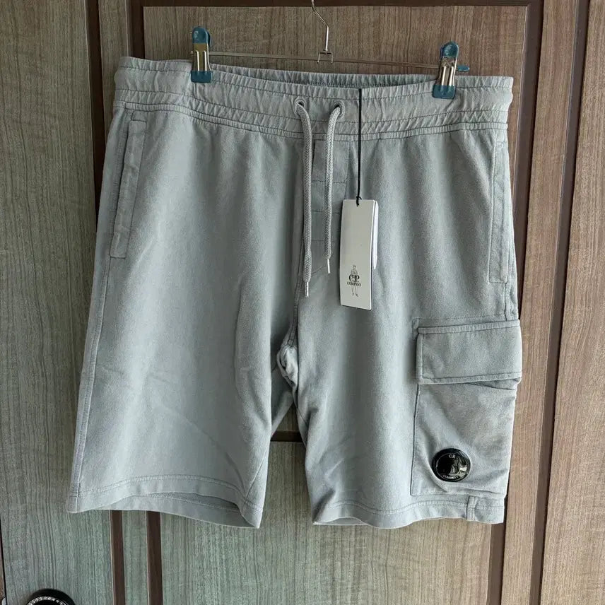 [BUNJANG] CP Company Lens Cargo Sweat Shorts Grey (M) / 새상품(M)씨피컴퍼니 CP컴퍼니 렌즈 카고 스웨트 반바지 그레이