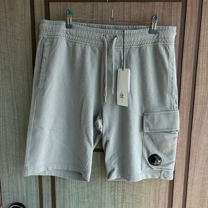 [BUNJANG] CP Company Lens Cargo Sweat Shorts Grey (M) / 새상품(M)씨피컴퍼니 CP컴퍼니 렌즈 카고 스웨트 반바지 그레이