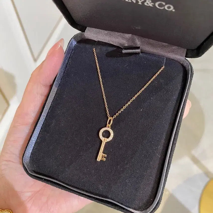 [BUNJANG] Tiffany &amp; Co. Key Pendant Necklace Rose Gold / 티파니 키 목걸이 로즈골드
