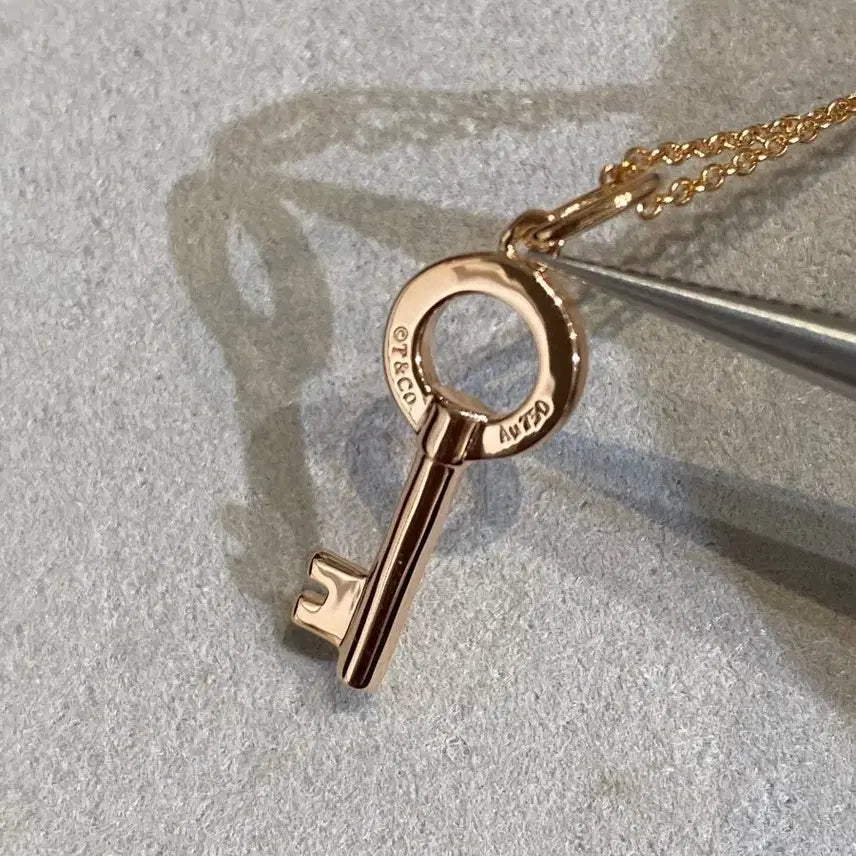 [BUNJANG] Tiffany &amp; Co. Key Pendant Necklace Rose Gold / 티파니 키 목걸이 로즈골드