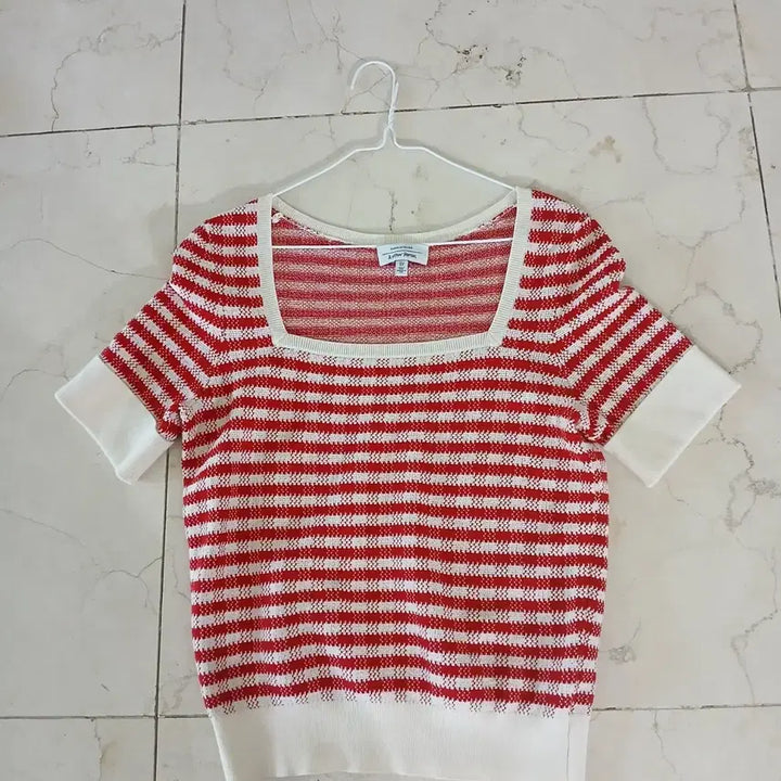 [BUNJANG] And Other Stories Square Neck Knit / 앤아더스토리즈 스퀘어 넥 니트