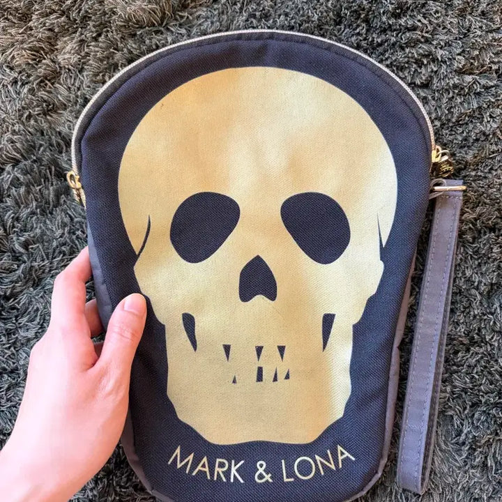 [BUNJANG] Mark &amp;ロナ Skull Pouch / 마크앤로나 스컬 파우치