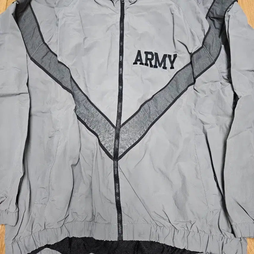 [BUNJANG] US Military IPFU Windbreaker Jacket / ipfu 미군 바람막이 자켓