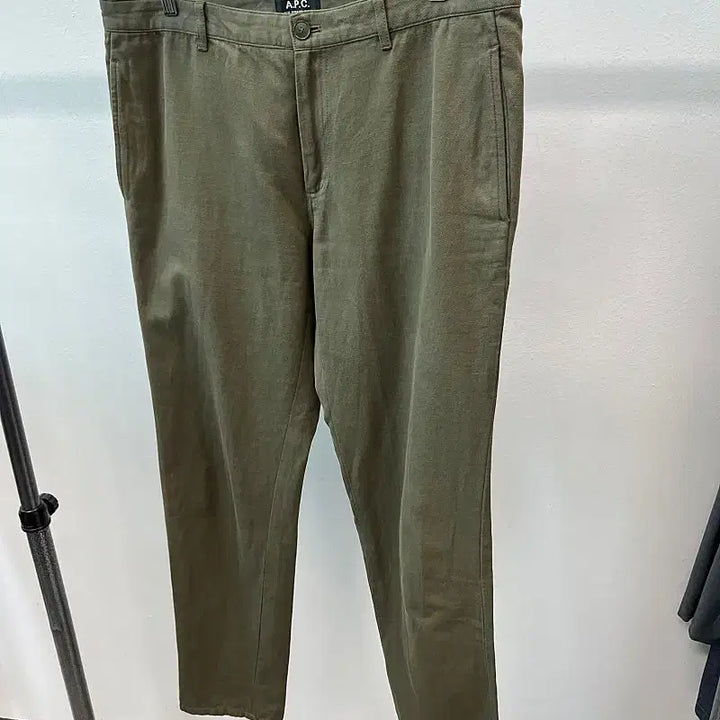 [BUNJANG] A.P.C. Khaki Work Pants Size 33 / 33) 아페세 카키 워크팬츠