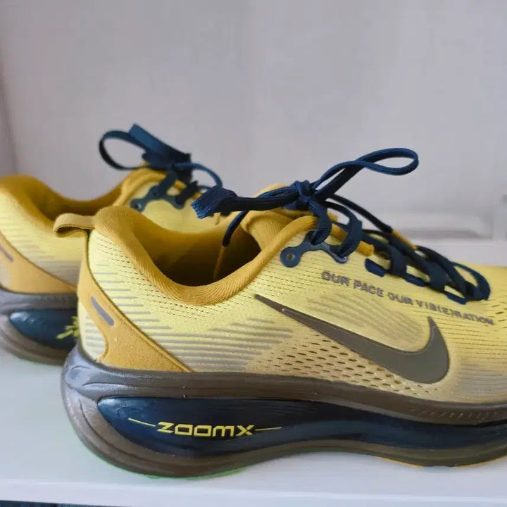 [BUNJANG] Nike ZoomX Vomero 18 Running Shoes (260mm) / 나이키 줌X 보메로18 런닝화 260mm