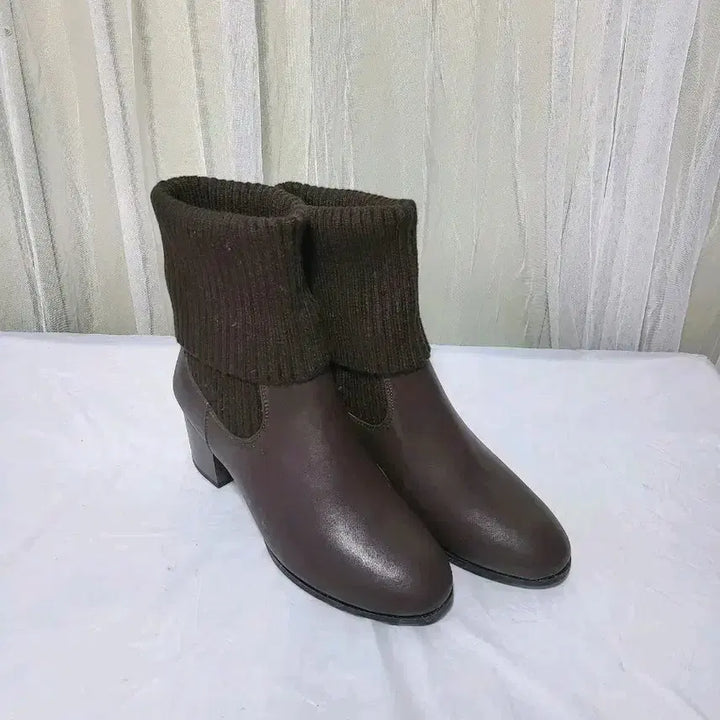 [BUNJANG] Adjustable Knit Ankle Boots (Brown) / [새상품]브라운 니트 앵클 부츠225