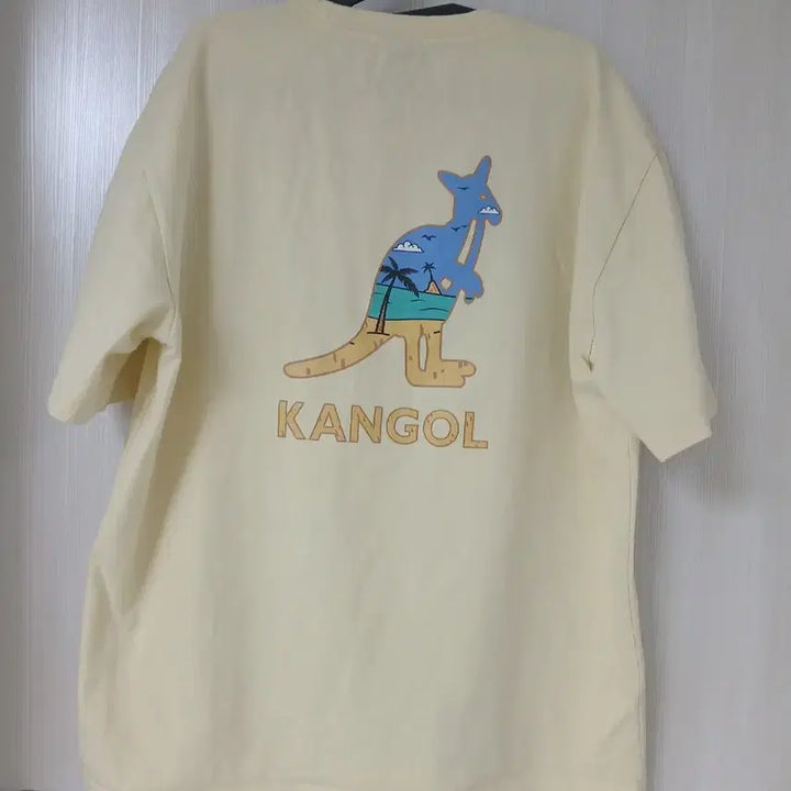 [BUNJANG] Kangol Yellow Short Sleeve T-Shirt / 캉골 엘로우 반팔 티셔츠