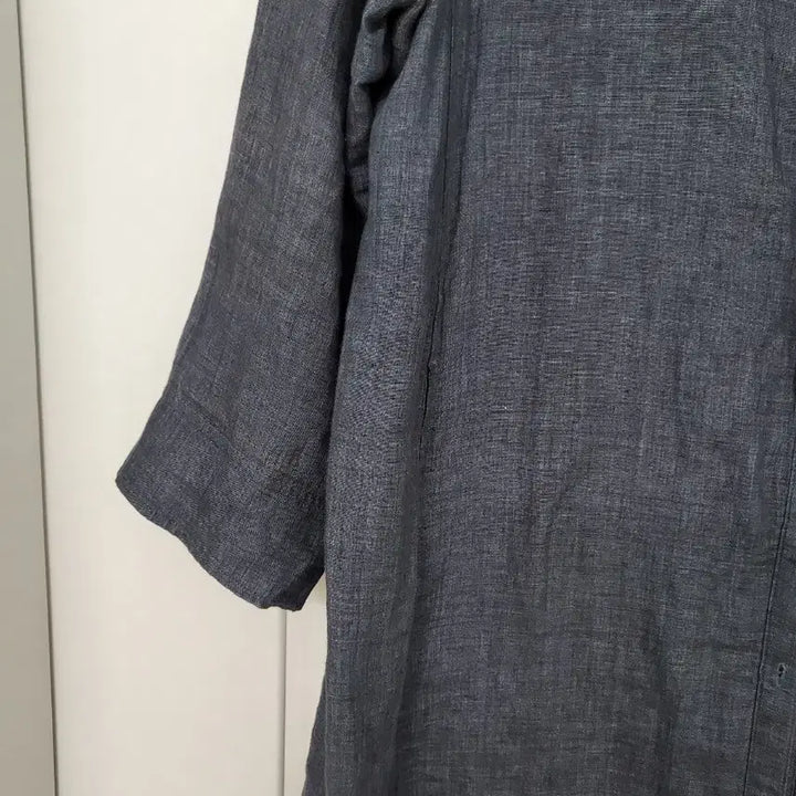 [SOLD OUT] 이새 네이비 린넨 셔츠