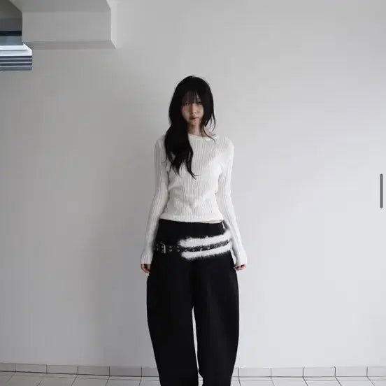 [BUNJANG] Clata Blur Fur Belt / 클라따 블러 퍼 벨트