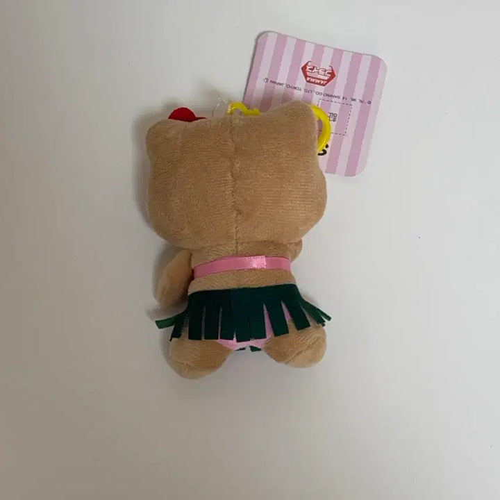 [BUNJANG] Hello Kitty Tanning Kitty Hawaii Doll Keychain / 헬로키티 태닝키티 하와이 인형 키링 뽑기