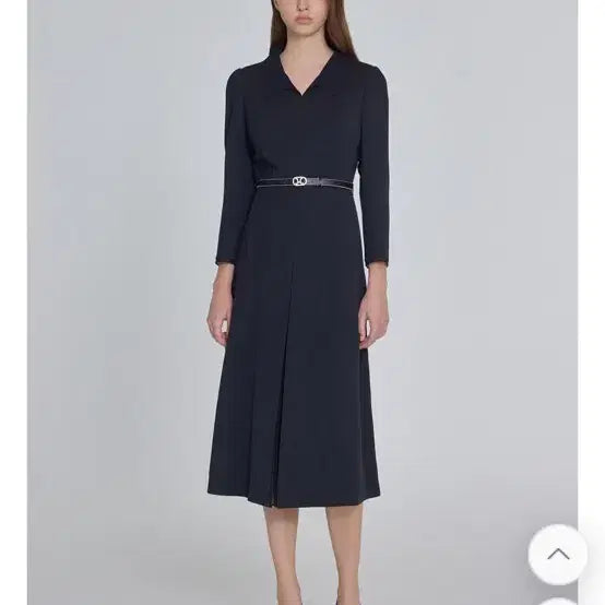 [BUNJANG] IT MICHAA Pleated Belted Black Long Dress / IT MICHAA 플리츠 벨티드 블랙 롱원피스