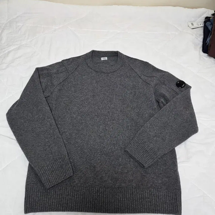 [BUNJANG] C.P. Company Lens Detail Knit Sweater / C.P. 컴퍼니 니트 스웨터 그레이