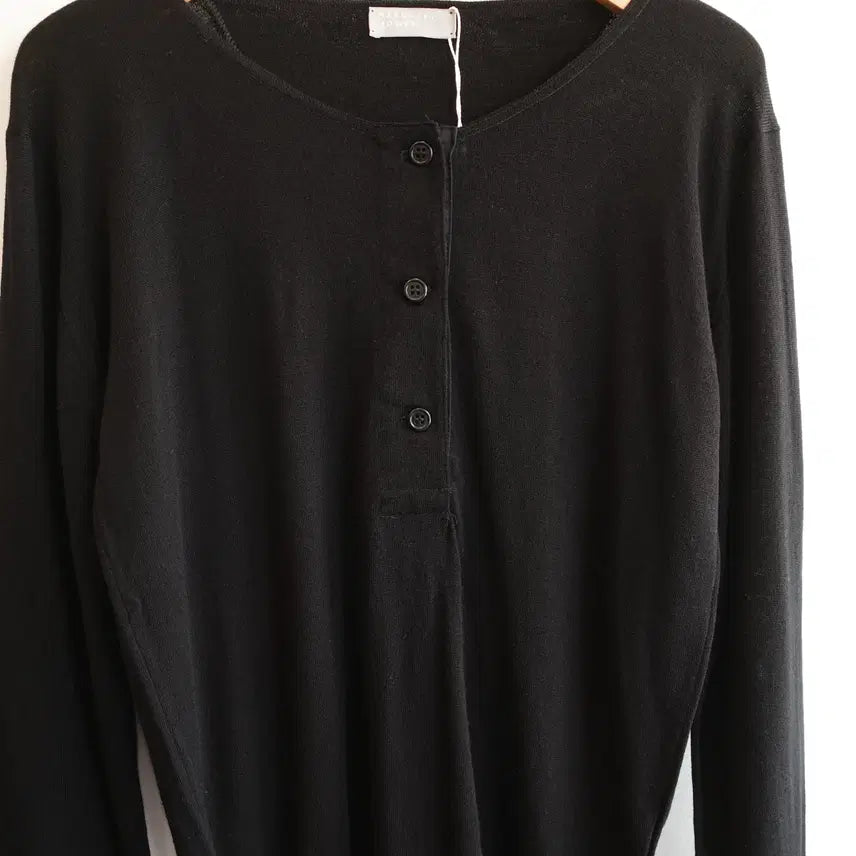 [SOLD OUT] MARGARET HOWELL 마가렛호웰 헨리넥 니트