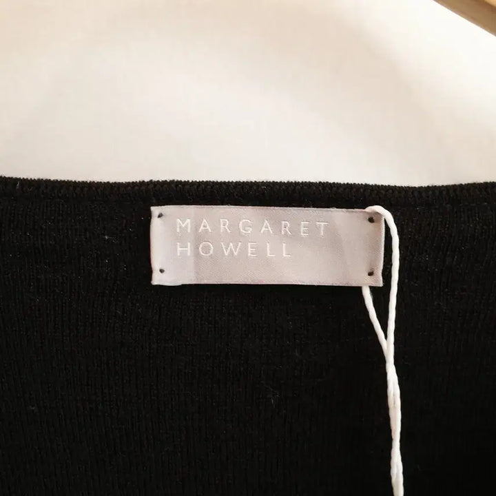 [SOLD OUT] MARGARET HOWELL 마가렛호웰 헨리넥 니트