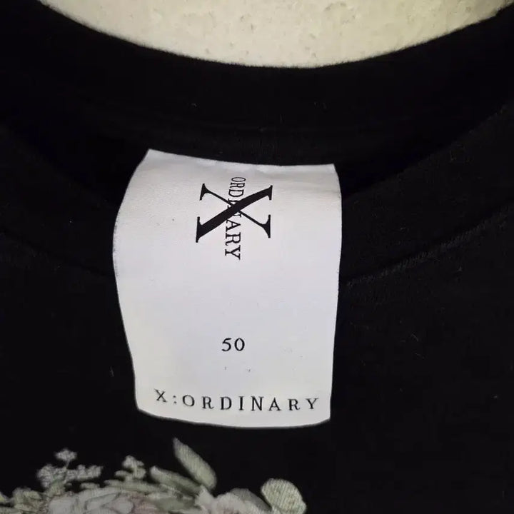 [BUNJANG] X:ORDINARY Flower Rose Sweatshirt / 엑스오디너리 플라워 로즈 맨투맨