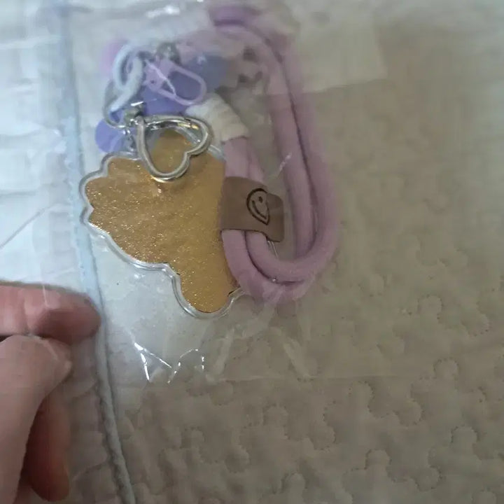 [BUNJANG] Hello Kitty 0.02g Solid Gold Keyring / 키티순금0.02그람키링