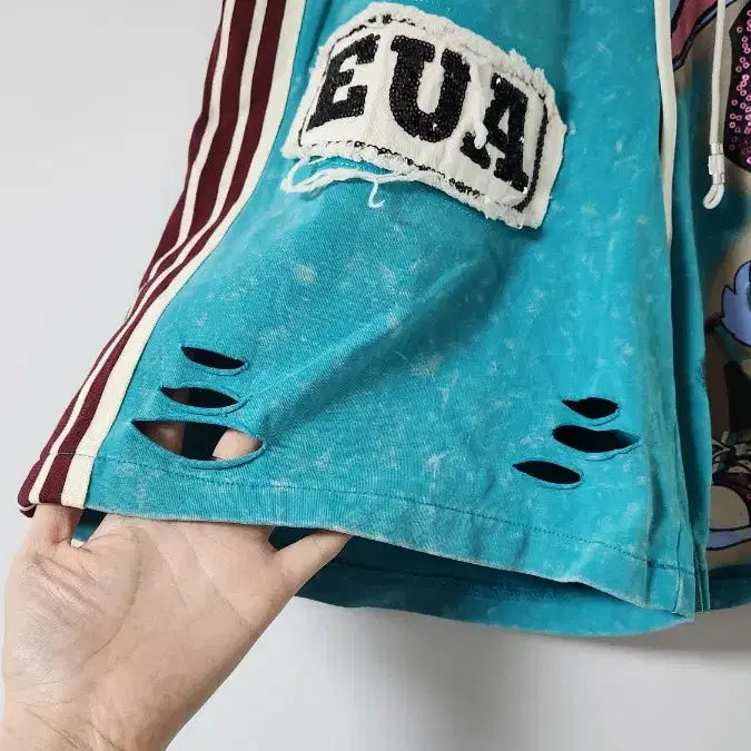 [BUNJANG] Bugs Bunny Distressed Denim Shorts Vintage Style / 벅스바니 데미지 반바지 빈티지 스타일 새상품