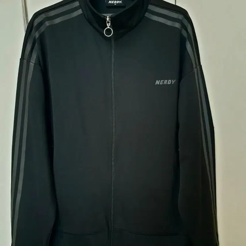 [BUNJANG] NERDY Track Top Black M (Unisex) / 널디 트랙탑 블랙 M(남녀공용)