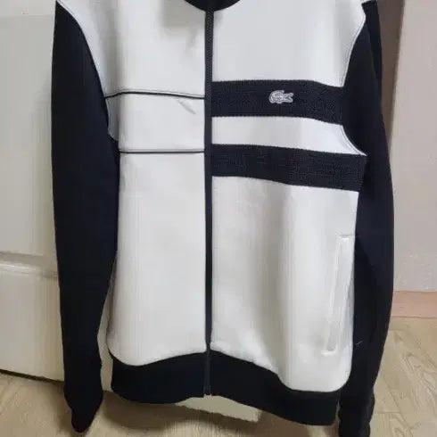 [BUNJANG] Lacoste Colorblock Track Jacket / 라코스테 화이트 블랙 배색 트랙탑  새상품