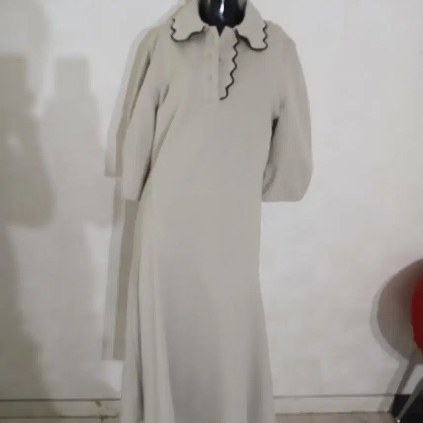[BUNJANG] Via de Jen Mermaid Dress / Via de jen 비아드젠 머메이드 원피스 Free