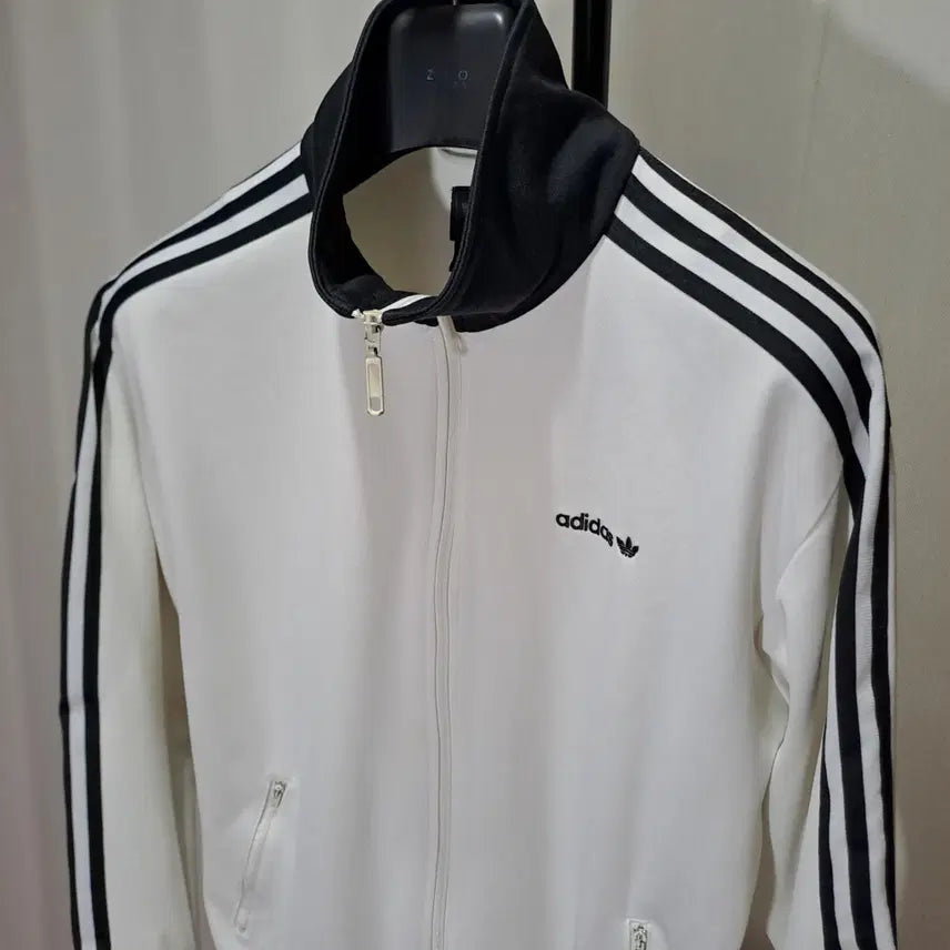 [BUNJANG] Adidas 00s Beckenbauer Track Top Jersey White/Black 100 / (택포) 아디다스 00s 베켄바우어 흰검 트랙탑 져지 100 B881
