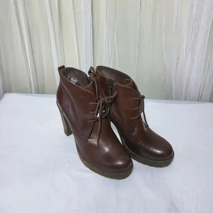 [BUNJANG] Vainer Italian Leather Heel Ankle Boots / [새상품]바이네르(Vainer) 이태리 가죽 힐 앵글부츠39