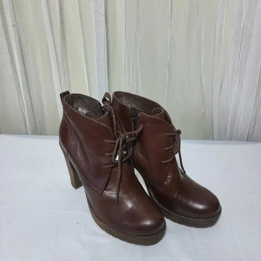 [BUNJANG] Vainer Italian Leather Heel Ankle Boots / [새상품]바이네르(Vainer) 이태리 가죽 힐 앵글부츠39