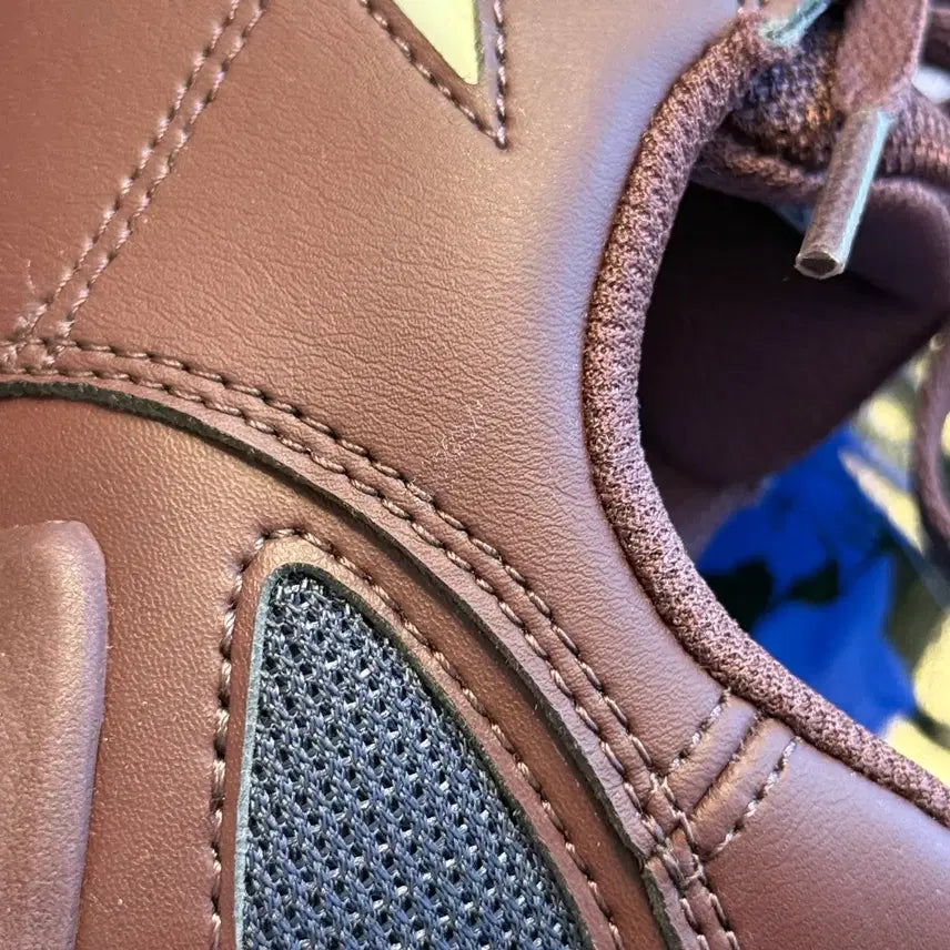 [BUNJANG] TREASURE Asahi Umbro Cleats Shoes 250mm / 트레저 아사히 엄브로 클리트 신발 양도 250