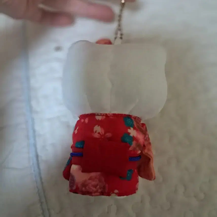 [BUNJANG] Hello Kitty Kimono Doll Keychain / 헬로키티 기모노 인형 키링