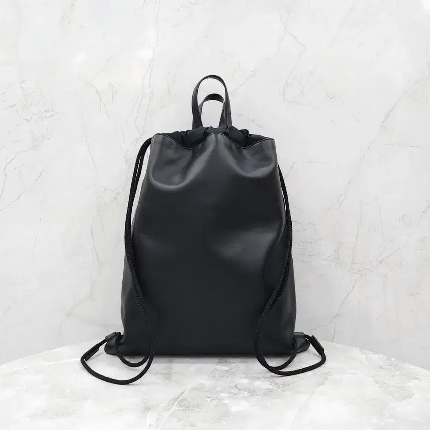 [BUNJANG] Gucci Ghost Yellow Painted Leather Drawstring Backpack 474193 / 구찌 고스트 옐로우 페인팅 레더 드로우스트링 백팩 474210