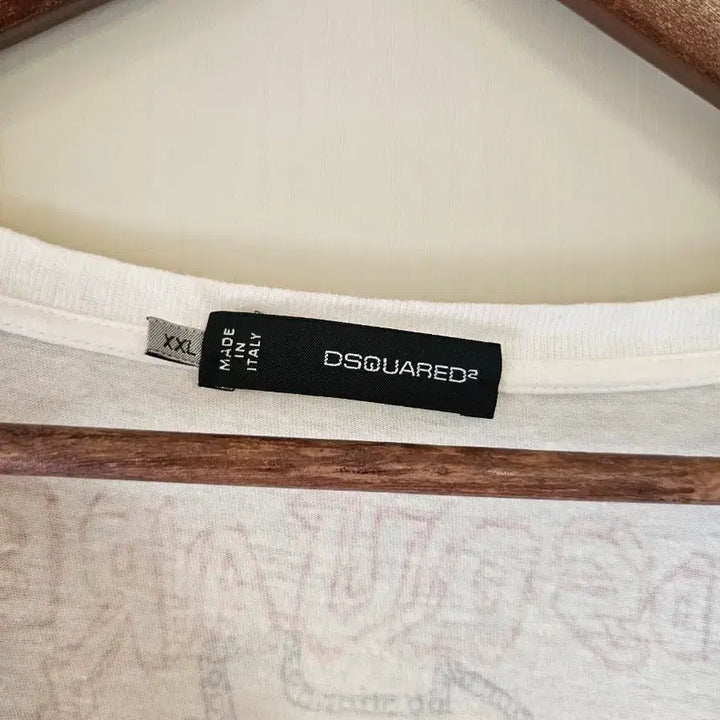 [BUNJANG] Dsquared2 V-Neck Short Sleeve T-Shirt XXL / [정품] 디스퀘어드 디퀘 브이넥 프린팅 반팔 티셔츠 XXL