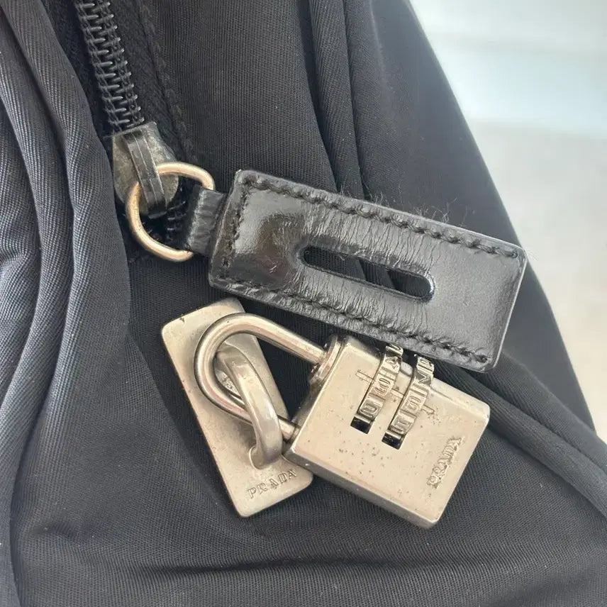 [BUNJANG] Prada Black Nylon Tote Bag / 프라다 블랙 나일론 토트백