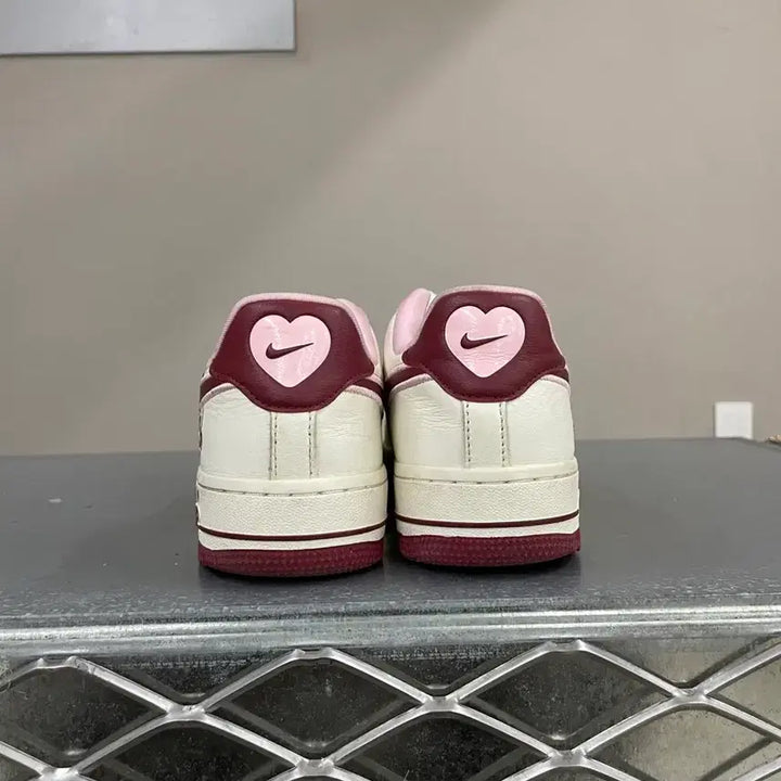 [BUNJANG] Nike Air Force 1 Low White Red 240 / 나이키 에어포스1 로우 화이트 레드 240