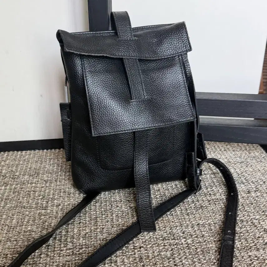 [BUNJANG] Sarapachini Real Leather Flap Bag / 사라파치니 리얼 레더 플랩백