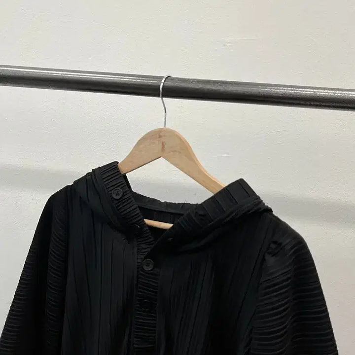 [BUNJANG] Kims Apparel Pleats Oversized Hoodie / 여) 킴스어패럴 플리츠 오버 후드